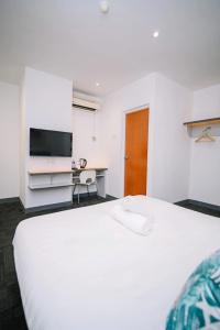 Swing and Pillows — KL Sg Besi - 65