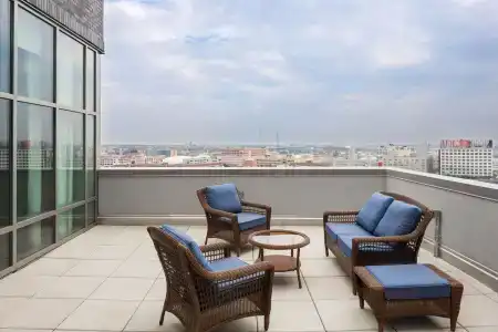 Hilton Garden Inn Long Island City New York - 7