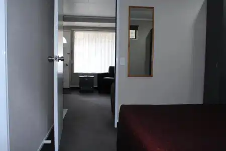Rose City Motel - 57