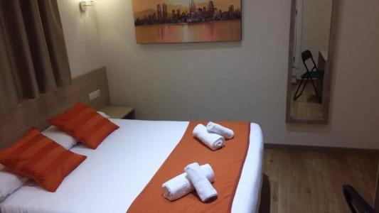 Hostal Barcelona Travel - 29