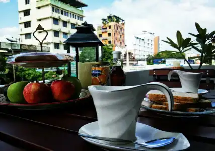 OYO 537 Na Banglampoo - 8