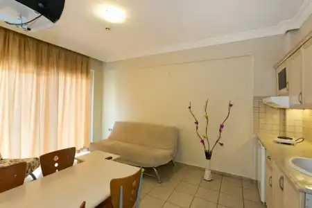 Alenz Suite - 8