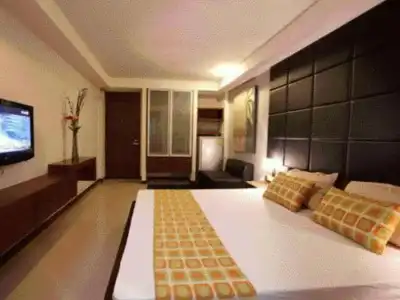 Collection O The Bangkok Cha Cha Suite - 21