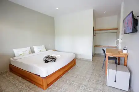 Warm Well Hostel Kanchanaburi - 1