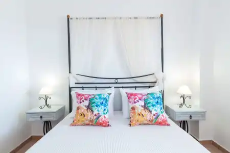 Anchor Suites - 3