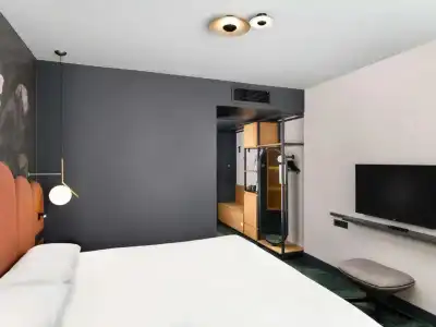 Mercure - 48