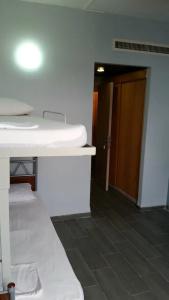 Tiberias Hostel - 10