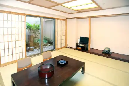 Kochi Pacific - 24