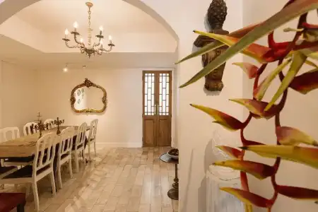 At Niman Conceptual Home - 111