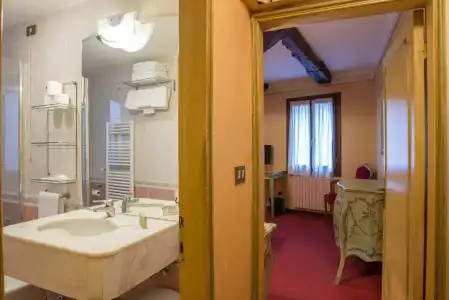 La Fenice Et Des Artistes - 66