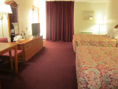 Select Inn Murfreesboro - 2
