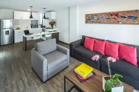 FlowSuites WTC - 55