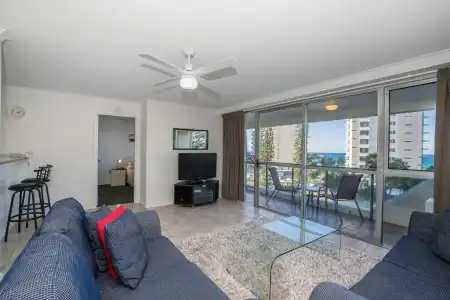 Baronnet Apartments - 212