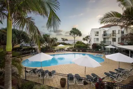 Golden Riviera Beach Resort - 35
