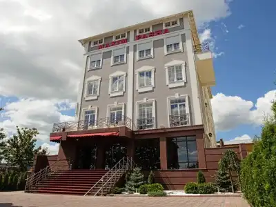 Maxim Pasha - 0