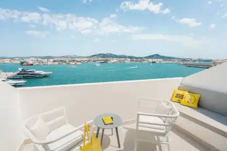 Ryans La Marina - 117