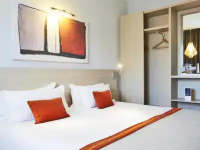 Kyriad Prestige Vannes Centre – Palais Des Arts - 50