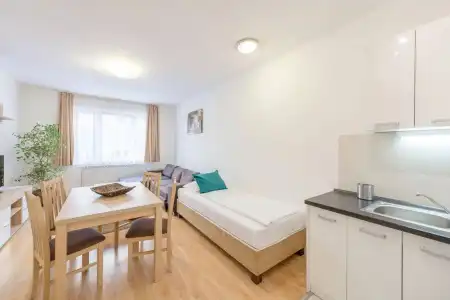 Prince Apartments - 23