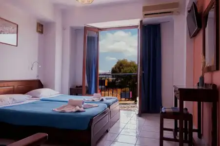 Poco Loco Bed & Breakfast - 4