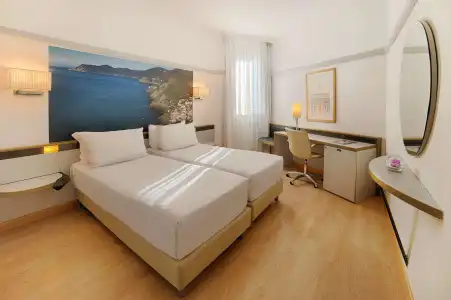 NH La Spezia - 10