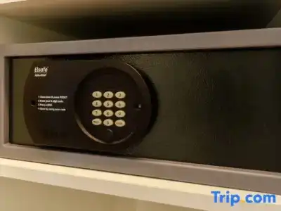 The 7, Suites, Studios & Apartments - 22