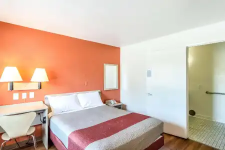 Motel 6 Redding, CA - Central - 18