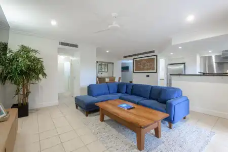 Mandalay Luxury Beachfront Apartments - 49