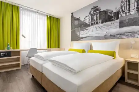 Super 8 by Wyndham Chemnitz - 19