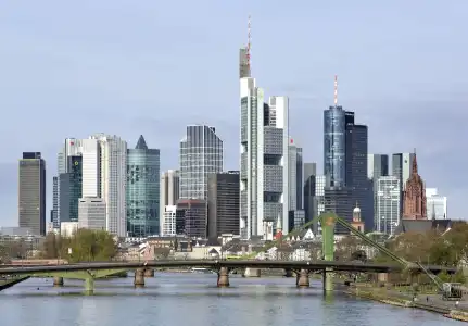 Hilton Garden Inn Frankfurt City Centre - 16