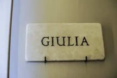 The Roman Empire Guesthouse - 21