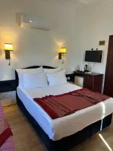 Karyatit Kaleiçi - 208