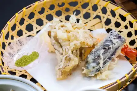 Higashi Ishikawa Ryokan - 11