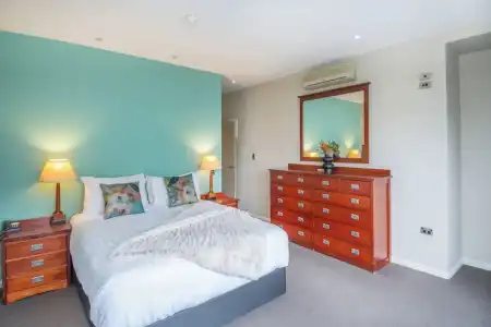 Boutique at Portside - 20