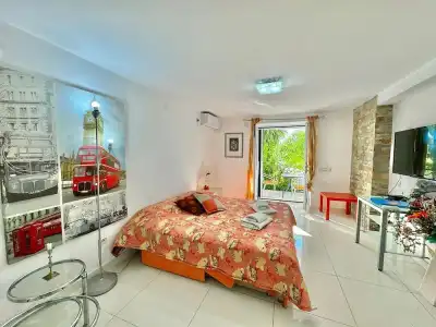 Sun Rose Apartments - 37