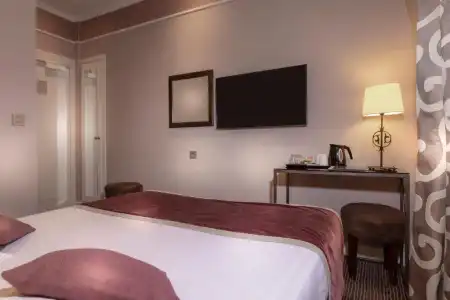 Hôtel du Bois Champs-Elysées - 155