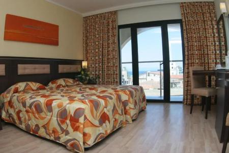 Livadhiotis City - 51