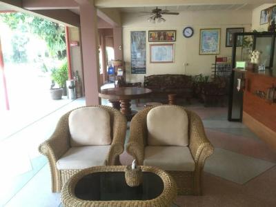 Srisomthai - 1