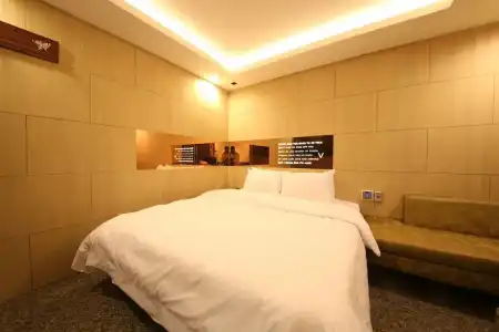 Moonbay - 2