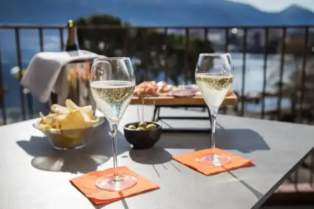 & LOUNGE LAGO MAGGIORE - 11