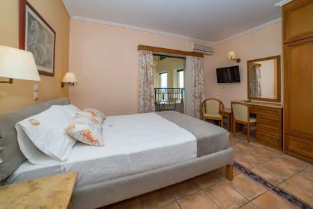 Andreolas Luxury Suites - 75