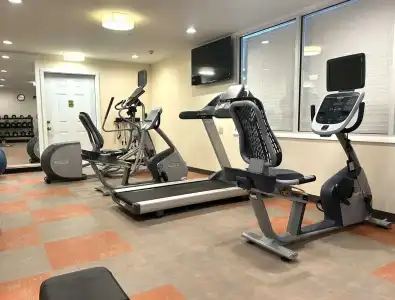 Best Western Erie Inn & Suites - 16