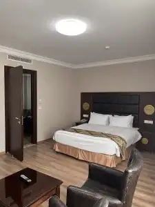 Era Palace - 13