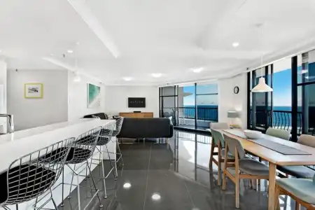 ULTIQA Beach Haven At Broadbeach - 352