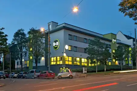 B&B Stuttgart-City - 17