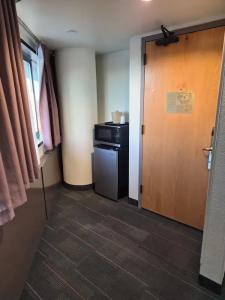 Alex and Suites - 51