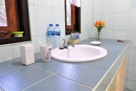 Manora Garden B & B - 6