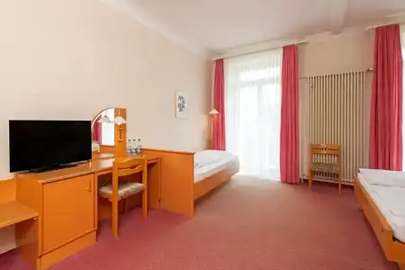 Terrace - 50