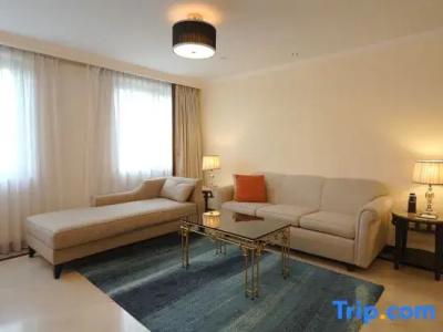 Orchard Parksuites - 105