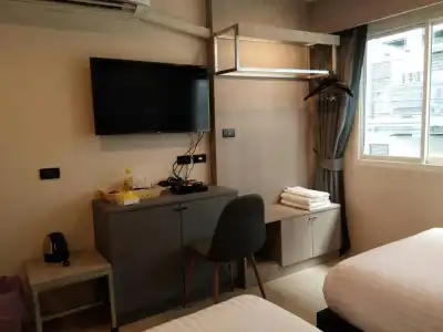 Lazy Sunday Hostel - 41
