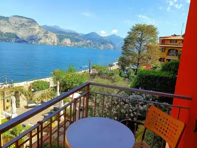 Lake Front Brenzone - 360